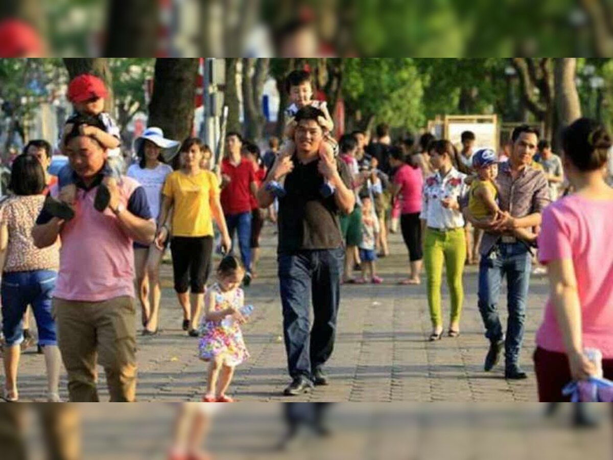 जानिए क्यों सबसे बड़ी आबादी वाले देश चीन में साल 2030 से कम होने लगेगी जनसंख्या