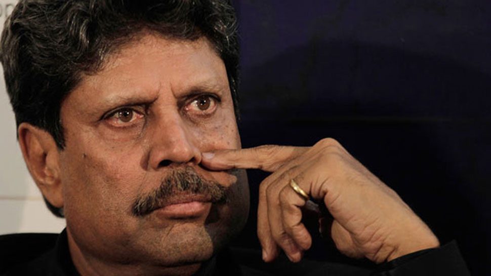 कपिल देव उस समिति का हिस्सा थे जिसने डब्लू वी रमन को महिला टीम इंडिया का कोच चुना था. (फाइल फोटो) कपिल देव उस समिति का हिस्सा थे जिसने डब्लू वी रमन को महिला टीम इंडिया का कोच चुना था. (फाइल फोटो)