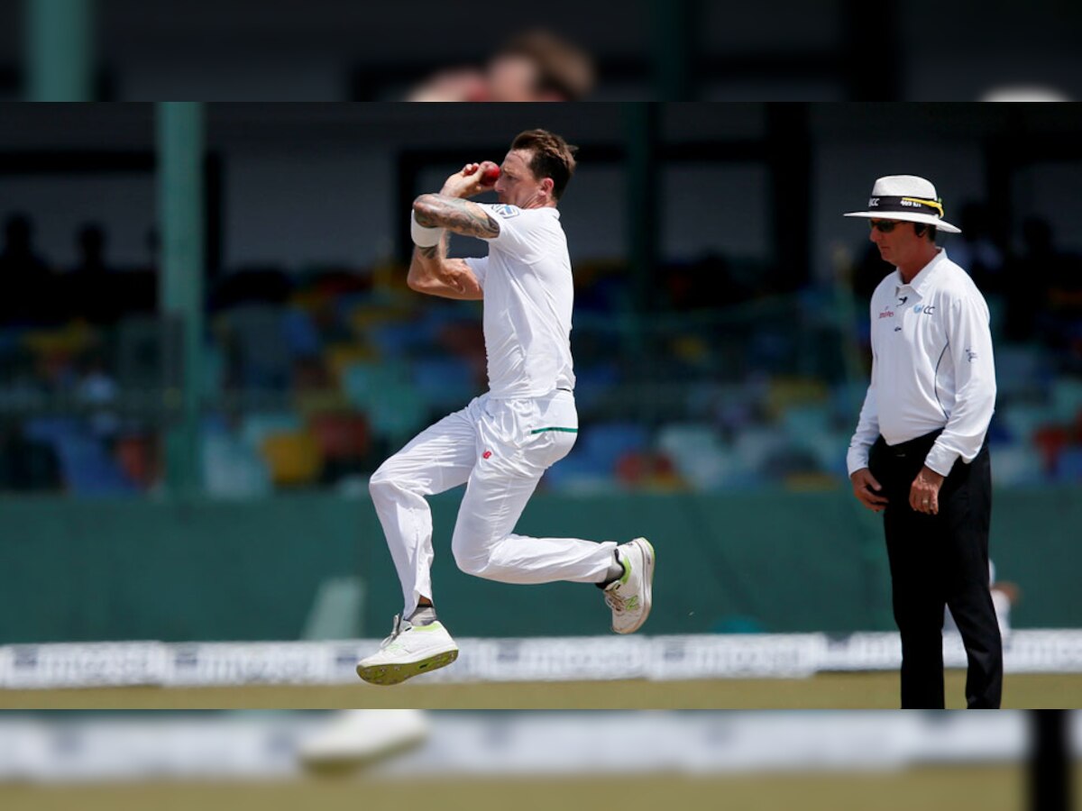 35 साल के तेज गेंदबाज डेल स्टेन टेस्ट में 427 और वनडे में 192 विकेट ले चुके हैं. (फोटो: Reuters)