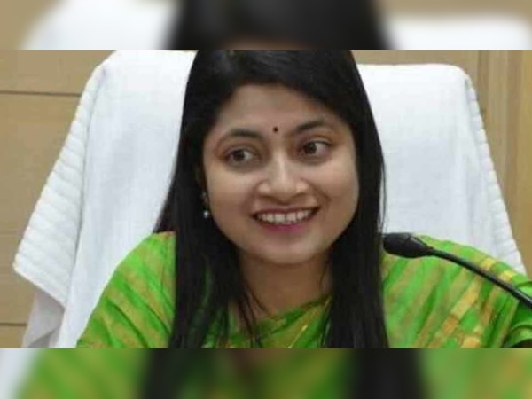 IAS  बी.चन्द्रकला का फाइल फोटो.