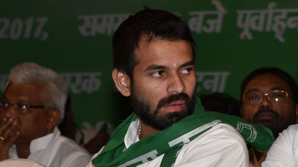 तेजप्रताप यादव ने अचानक रद्द किया जनता दरबार, JDU का दावा- दबाव में हुआ कैंसिल