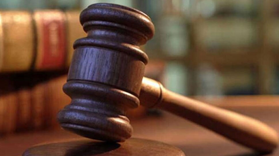 गुजरात: बैंक से धोखाधड़ी के लिए फार्मा कंपनी के निदेशकों के खिलाफ गैर जमानती वारंट जारी