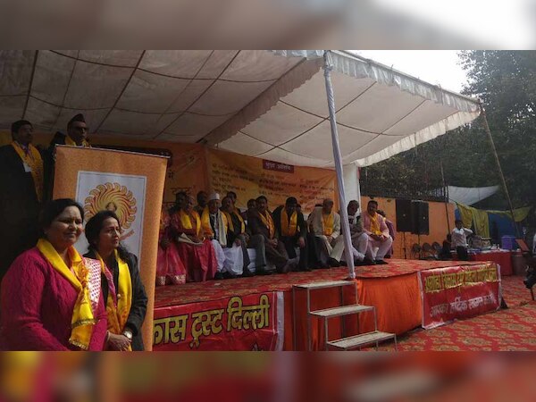 दिल्ली के माता सुंदरी मार्ग पर अग्रोहा भवन का अग्रोहा समाज विकास ट्रस्ट की तरफ से भूमि पूजन किया गया.