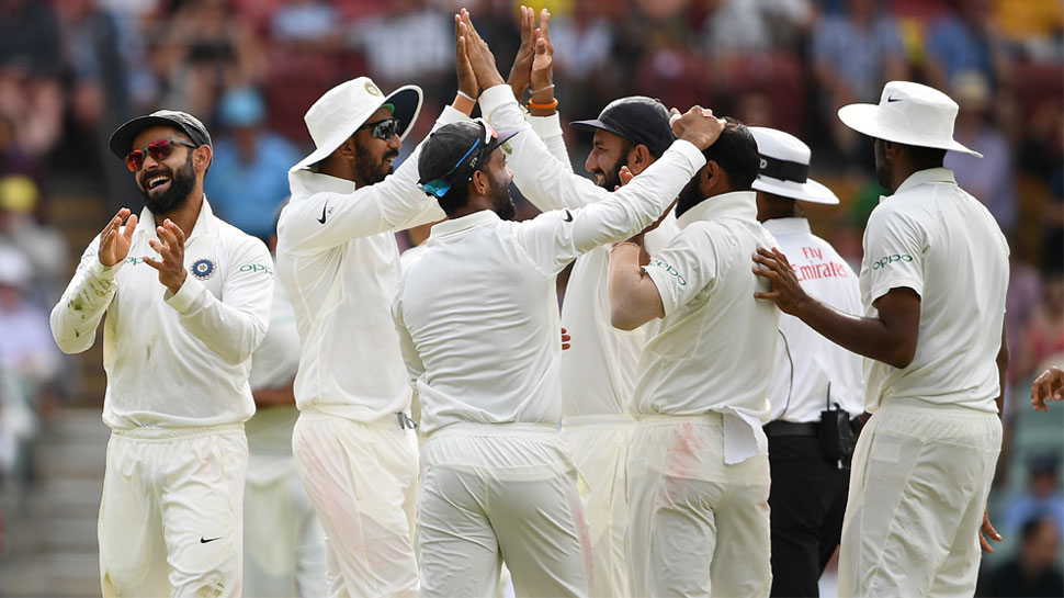 ऑस्ट्रेलिया में टेस्ट सीरीज से टीम इंडिया को कई नए हीरो भी मिले. (फोटो: Reuters) ऑस्ट्रेलिया में टेस्ट सीरीज से टीम इंडिया को कई नए हीरो भी मिले. (फोटो: Reuters)