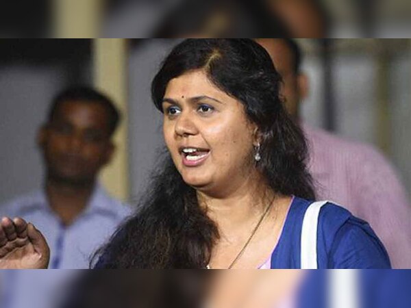 बीजेपी नेता पंकजा मुंडे महाराष्‍ट्र सरकार में कैबिनेट मंत्री हैं.(फाइल फोटो)