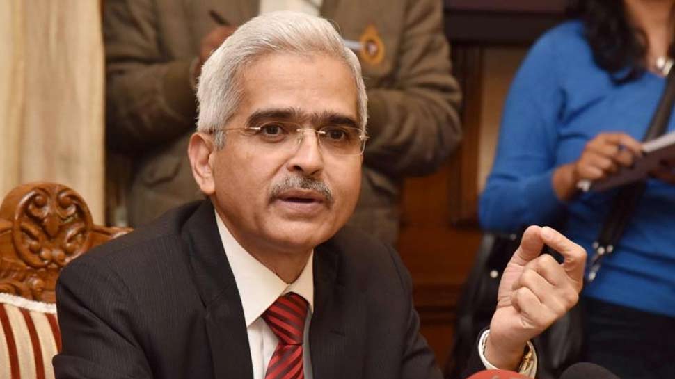 NPA को लेकर बैंक प्रमुखों से मिले RBI गवर्नर, कहा-सुधर रहा बैंकिंग कल्चर NPA को लेकर बैंक प्रमुखों से मिले RBI गवर्नर, कहा-सुधर रहा बैंकिंग कल्चर