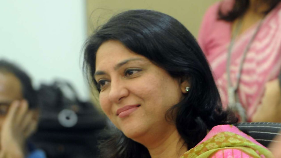 2019 का लोकसभा चुनाव नहीं लड़ेंगी संजय दत्त की बहन, सामने आई ये बड़ी वजह