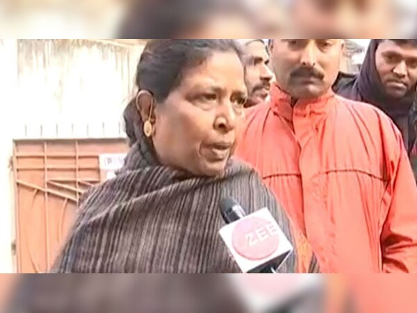 बिहार की राजधानी में भी हर जगह आर्थिक आरक्षण की ही चर्चा हो रही है.