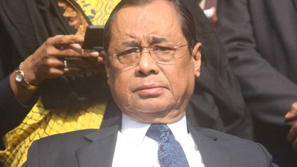 हाई पावर कमेटी से CJI ने खुद को किया अलग, जस्टिस सीकरी लेंगे आलोक वर्मा पर फैसला