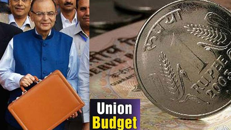 आर्थिक आरक्षण के बीच क्या मोदी सरकार बढ़ाने जा रही है आयकर में छूट की सीमा? आर्थिक आरक्षण के बीच क्या मोदी सरकार बढ़ाने जा रही है आयकर में छूट की सीमा?