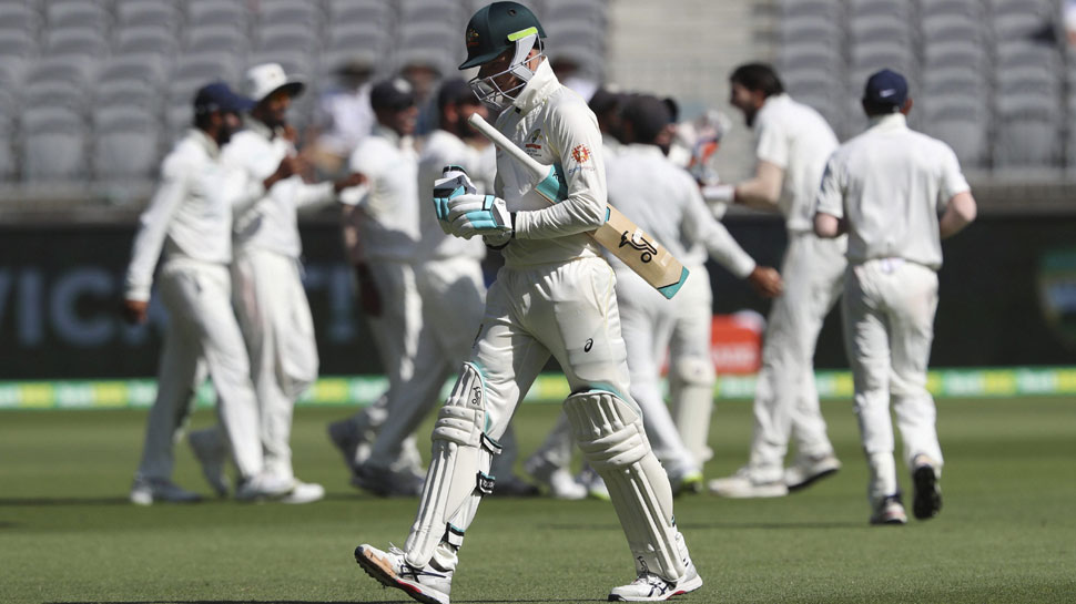 पीटर हैंड्सकॉम्ब को ऑस्ट्रेलिया की टेस्ट टीम से बाहर कर दिया गया है. (फोटो: PTI) पीटर हैंड्सकॉम्ब को ऑस्ट्रेलिया की टेस्ट टीम से बाहर कर दिया गया है. (फोटो: PTI)