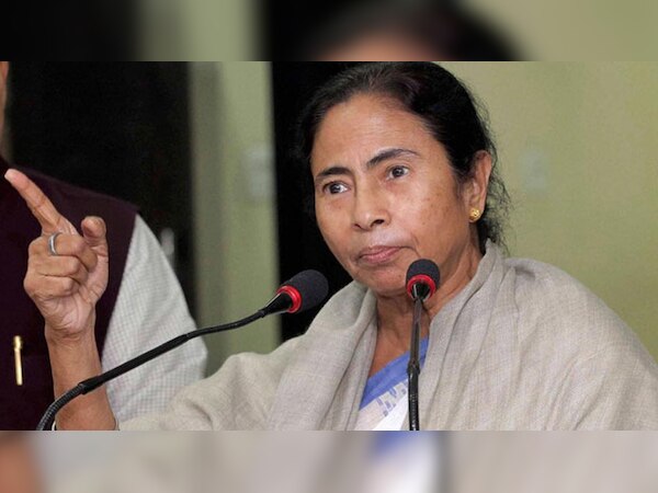 लोकसभा में पश्चिम बंगाल की 42 सीटों में तृणमूल की सीटों की संख्या अब कम होकर 33 हो गयी है..(फाइल फोटो)