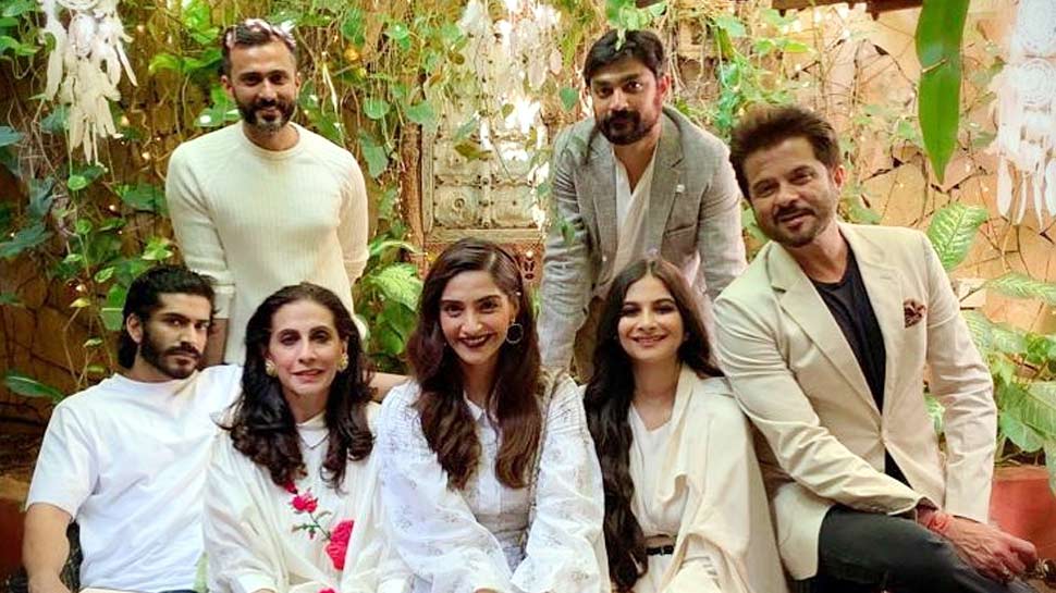 is anil kapoor daughter rhea kapoor getting married this year? | अनिल कपूर  के घर फिर से बजने वाली है शहनाई, फैमिली में शामिल हुआ नया मेंबर!