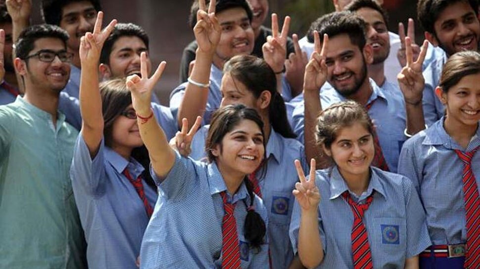 10वीं के छात्रों के लिए जरूरी खबर, CBSE ने गणित के पेपर में किया बड़ी बदलाव
