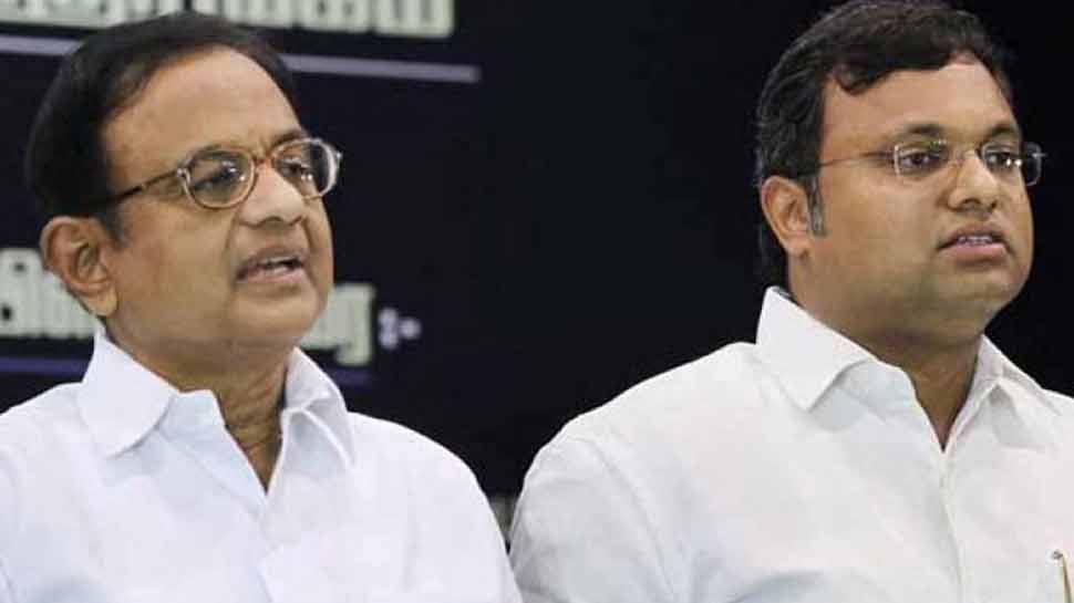 एयरसेल-मैक्सिस डील मामला: कार्ति और पी चिदंबरम की गिरफ्तारी पर रोक 1 फरवरी तक बढ़ी