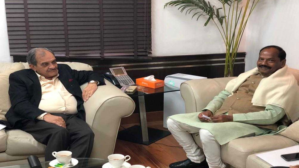 सीएम रघुवर दास के आग्रह के बाद रांची में खुलेगा एसआरटीएमआइ का मुख्यालय