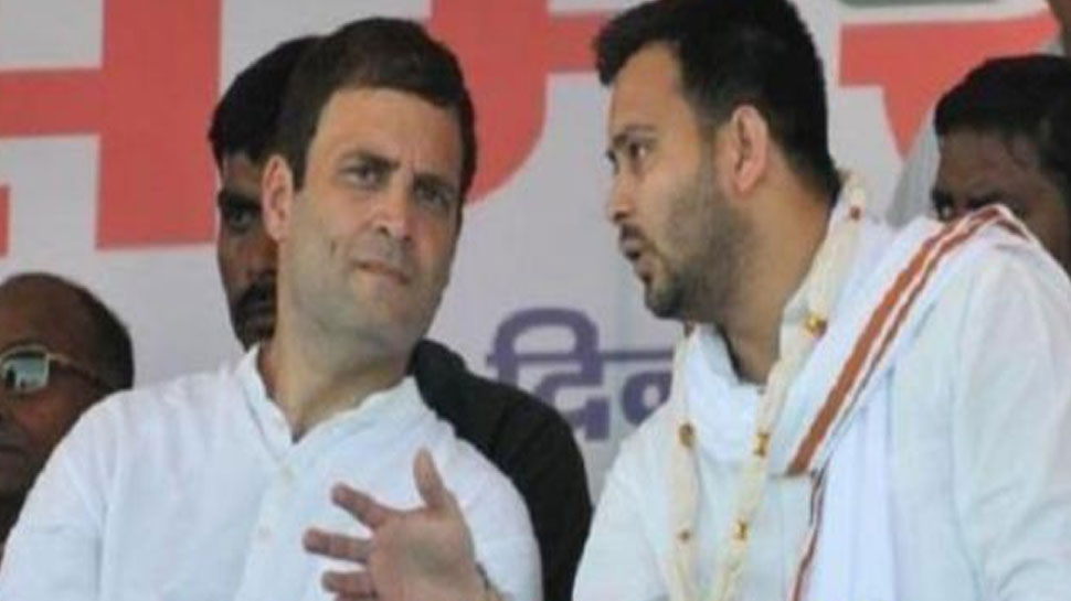 कांग्रेस ने कहा राष्ट्रीय चुनाव में राहुल गांधी होंगे चेहरा. (फाइल फोटो) कांग्रेस ने कहा राष्ट्रीय चुनाव में राहुल गांधी होंगे चेहरा. (फाइल फोटो)