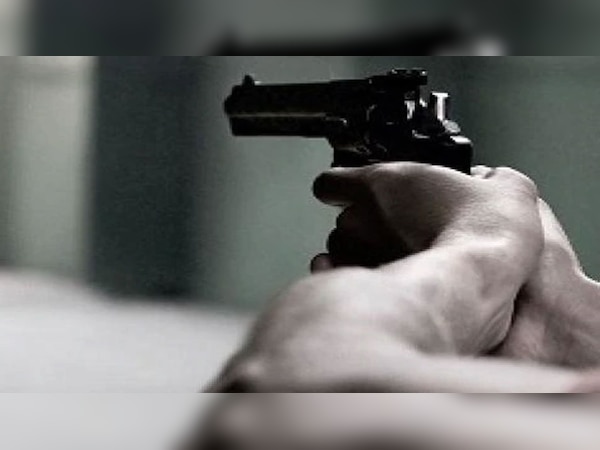 सीवान में दो पक्षों के बीच गोलिया चली है. (प्रतीकात्मक फोटो)