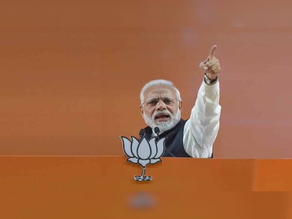 प्रधानमंत्री नरेंद्र मोदी ने बताया देश को कैसा प्रधानसेवक चुनना चाहिए. तस्वीर साभार: PTI