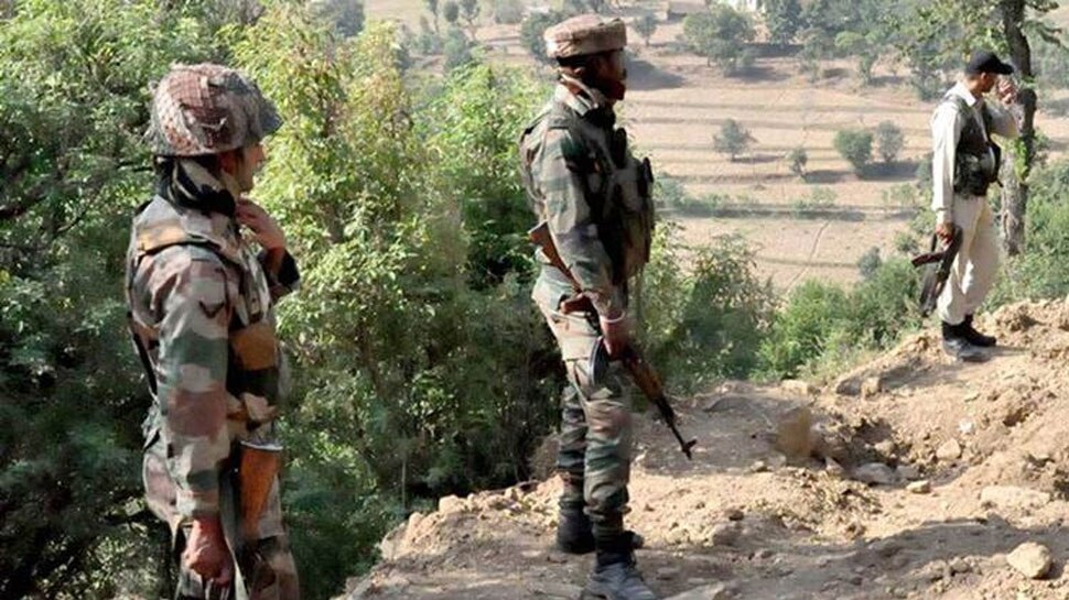 जम्मू-कश्मीर: LoC के पास पाकिस्तान ने की गोलीबारी, सेना का एक जवान हुआ घायल