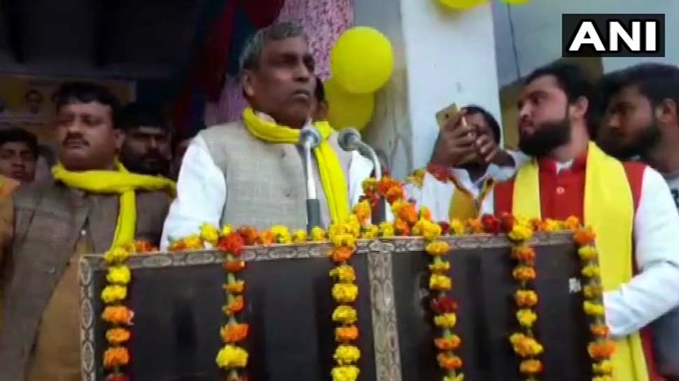 योगी के मंत्री राजभर का विवादित बयान,कहा-जो नेता दंगा कराए, उसे आग लगाकर जला दो