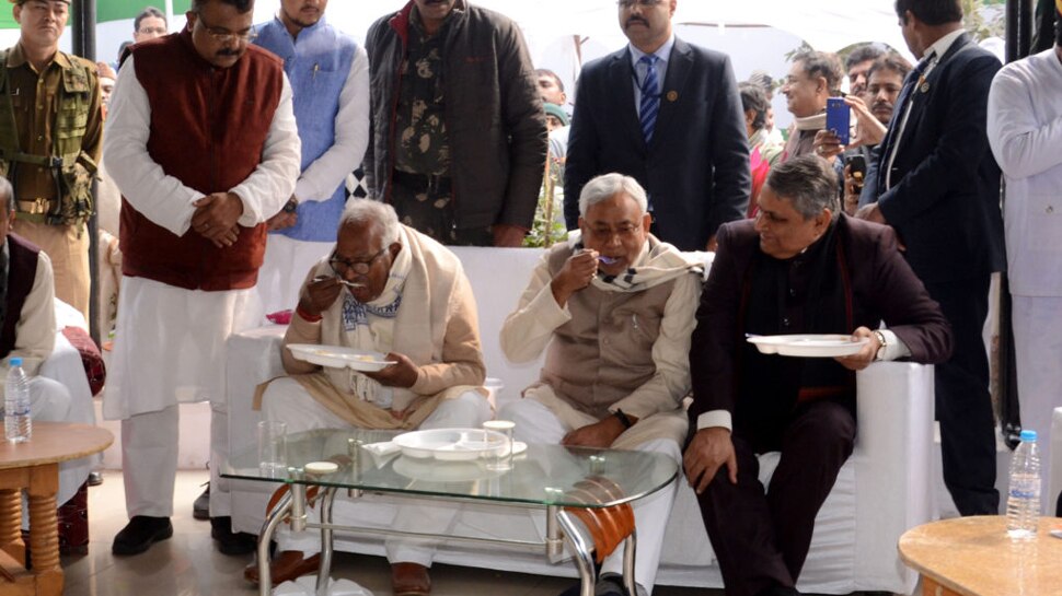 मकर संक्रांति : 'दही-चूड़ा' पर जुटेंगे सियासी दिग्गज, नीतीश कुमार भी होंगे शामिल