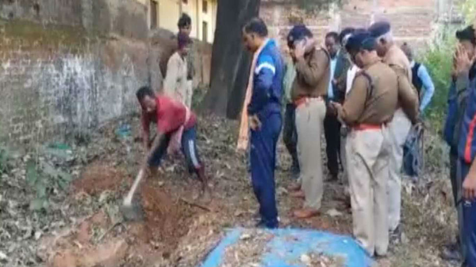 प्रेम प्रसंग में युवक ने कर दी लड़की और प्रेमी की हत्या, शव को कब्रिस्तान में दफनाया