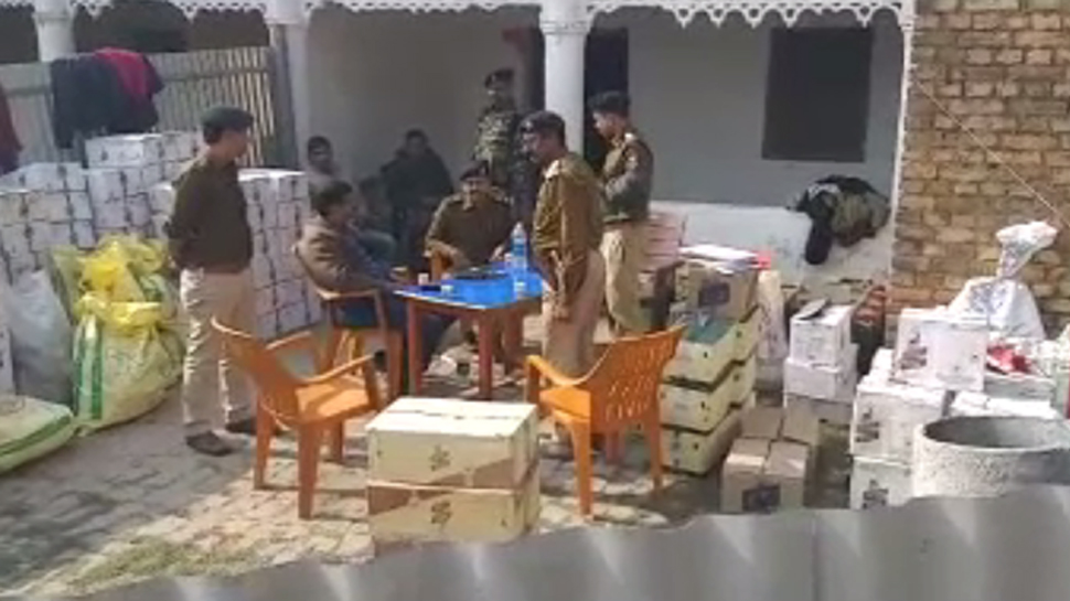 बिहार : थाना प्रभारी के आवास से भारी मात्रा में शराब बरामद, 39 पुलिसकर्मियों पर गिरी गाज