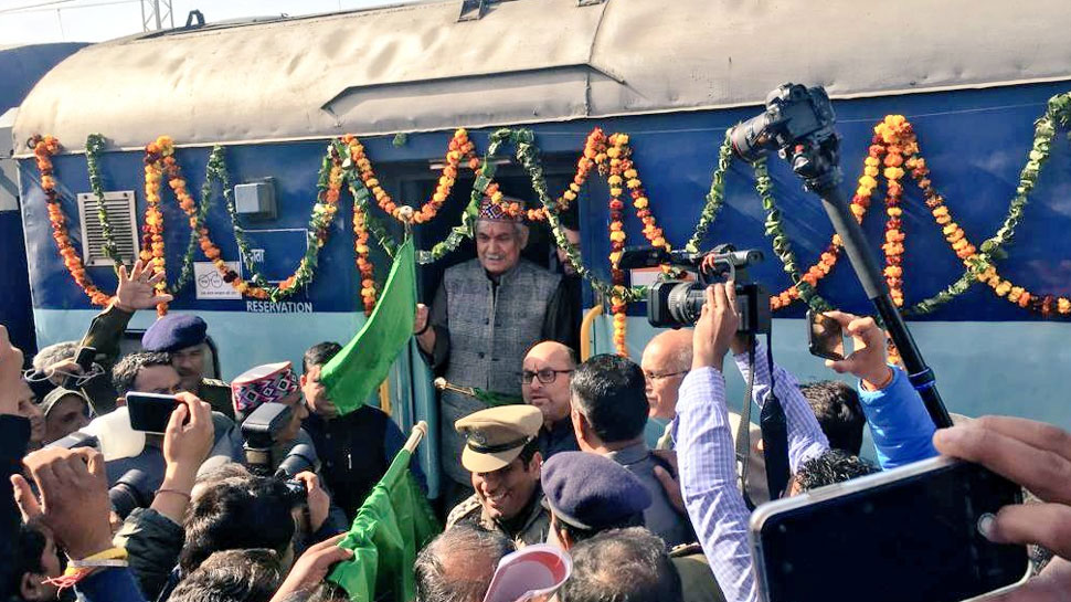 (फोटो साभार @manojsinhabjp) (फोटो साभार @manojsinhabjp)