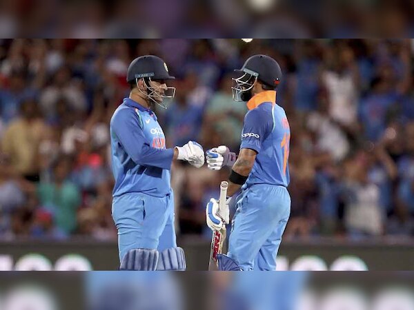 विराट ने कहा, "धोनी ने हमेशा की तरह अपना खेल दिखाया."