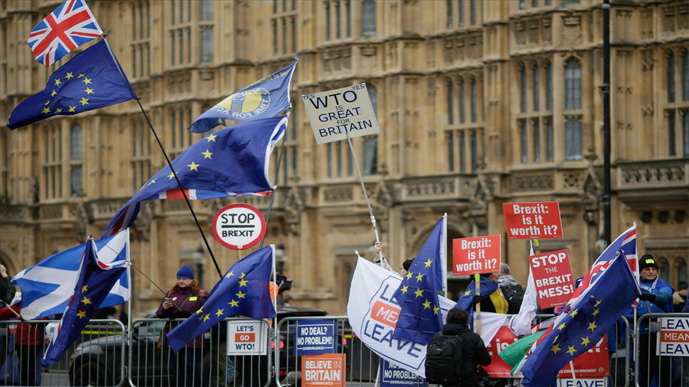 Brexit: वोटिंग के लिए शेख हसीना की भांजी ने प्रसव की तय तारीख आगे बढ़ाई Brexit: वोटिंग के लिए शेख हसीना की भांजी ने प्रसव की तय तारीख आगे बढ़ाई