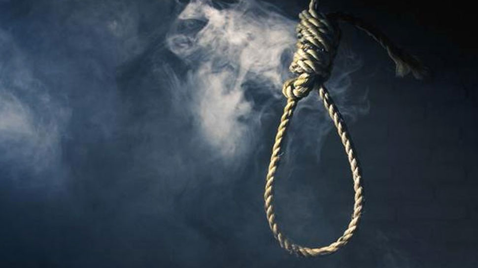 मथुरा: हॉस्टल में फांसी पर झूली MBA की छात्रा, जांच में जुटी पुलिस