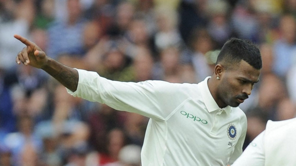 हार्दिक पांड्या ऑस्ट्रेलिया से लौटने के बाद घर से बाहर नहीं निकले हैं. (फोटो: PTI) हार्दिक पांड्या ऑस्ट्रेलिया से लौटने के बाद घर से बाहर नहीं निकले हैं. (फोटो: PTI)