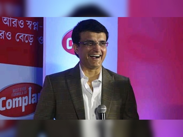 पांड्या और राहुल 'कॉफी विथ करण' नामक एक टीवी शो के दौरान दिए गए विवादित बयान के कारण विवादों में घिरे हुए हैं. (फाइल फोटो)