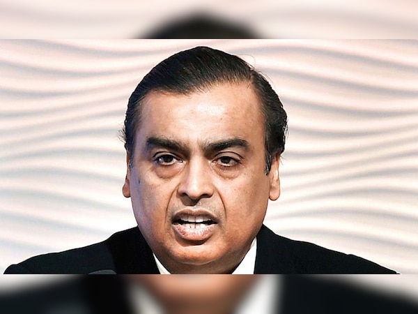 आरआईएल प्रमुख मुकेश अंबानी ने कहा कि कंपनी ने खुदरा और दूरसंचार कारोबार में तेज वृद्धि की रफ्तार को कायम रखा.