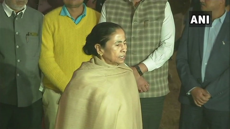 पश्चिम बंगाल की मुख्यमंत्री ममता बनर्जी (फोटो साभार - ANI) पश्चिम बंगाल की मुख्यमंत्री ममता बनर्जी (फोटो साभार - ANI)