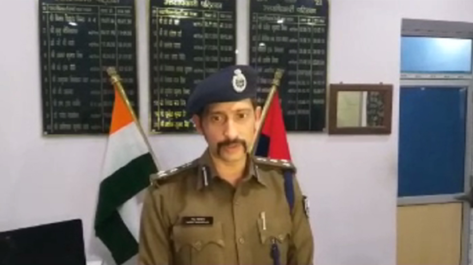 किसी के नाम से नहीं होता है क्राइम कंट्रोल, जनता के साथ रिश्ता मजबूत करे पुलिस : मनु महराज किसी के नाम से नहीं होता है क्राइम कंट्रोल, जनता के साथ रिश्ता मजबूत करे पुलिस : मनु महराज