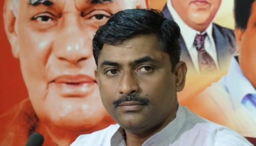 राजनीतिक अस्थिरता की मौजूदगी में कुमारस्वामी सरकार टिकी नहीं रह सकती: BJP