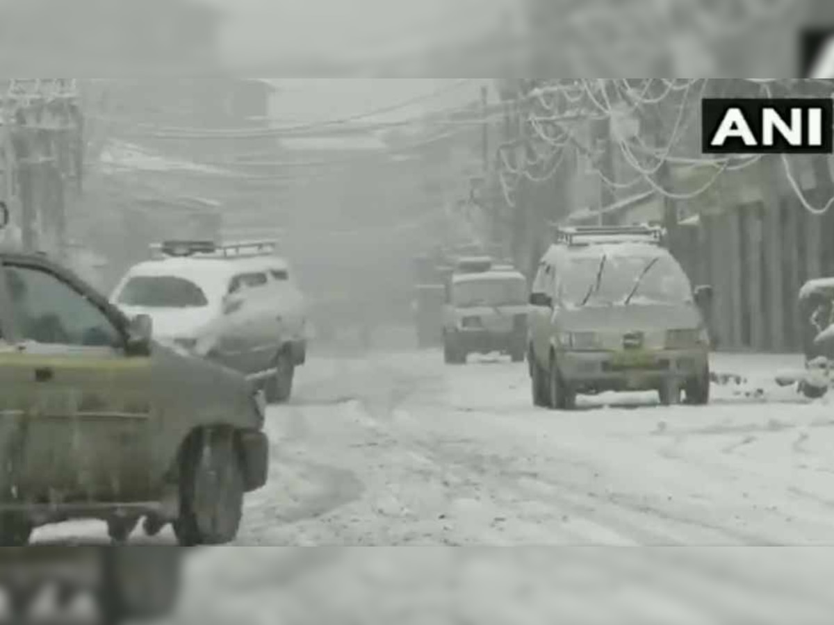 हिमाचल प्रदेश में और उत्तराखंड में 22 जनवरी को बारिश बर्फबारी के आसार हैं. (फोटो साभार-वीडियो ग्रैब)