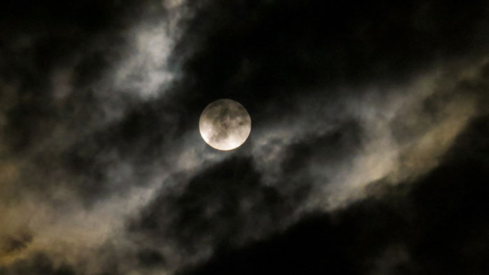 सूतक का समय 2 जनवरी को रात 9 बजे से शुरू होगा. (फाइल फोटो) सूतक का समय 2 जनवरी को रात 9 बजे से शुरू होगा. (फाइल फोटो)