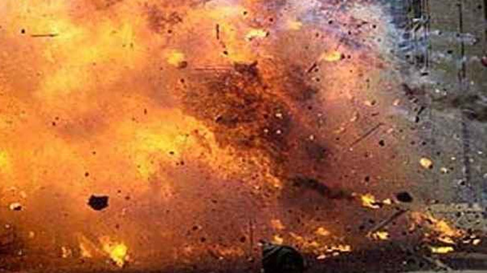 उत्तरी आयरलैंड: कार विस्फोट को लेकर पुलिस का बयान- धमाके के लिए 'न्यू इरा' जिम्मेदार उत्तरी आयरलैंड: कार विस्फोट को लेकर पुलिस का बयान- धमाके के लिए 'न्यू इरा' जिम्मेदार