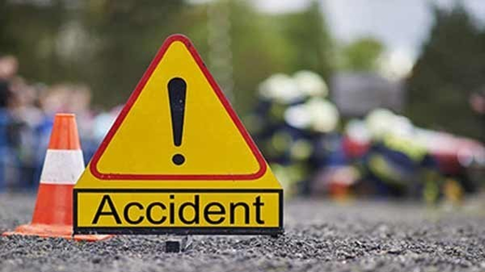 झारखंड : धनबाद में हाइवा ने तीन युवक को रौंदा, दो की मौके पर ही मौत
