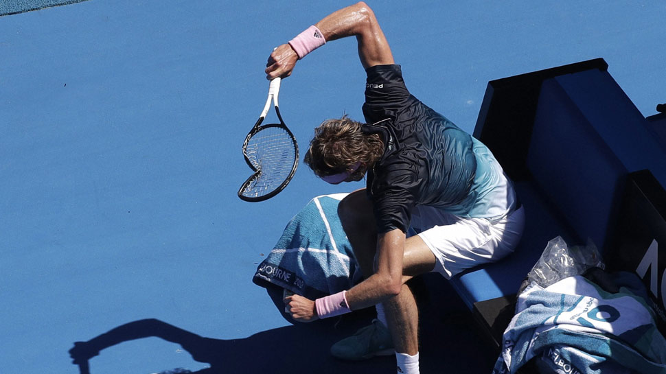 चौथी सीड एलेक्जेंडर ज्वेरेव (फोटो) चौथे राउंड में अपने से कम रैंकिंग वाले कनाडाई खिलाड़ी मिलोस राओनिक से हार गए. (फोटो: PTI) चौथी सीड एलेक्जेंडर ज्वेरेव (फोटो) चौथे राउंड में अपने से कम रैंकिंग वाले कनाडाई खिलाड़ी मिलोस राओनिक से हार गए. (फोटो: PTI)