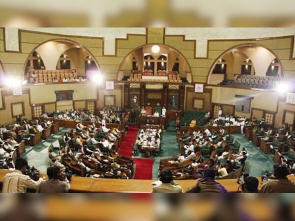 महज 83 विधायक ही हैं, जो 50 फीसदी से अधिक वोट पाकर विधानसभा में पहुंचे हैं. (फाइल फोटो)