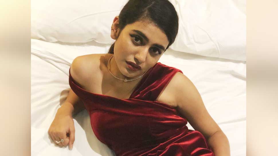 एक बार फिर इंटरनेट पर छाया प्रिया प्रकाश का VIDEO, कुछ इस अंदाज में आईं नजर