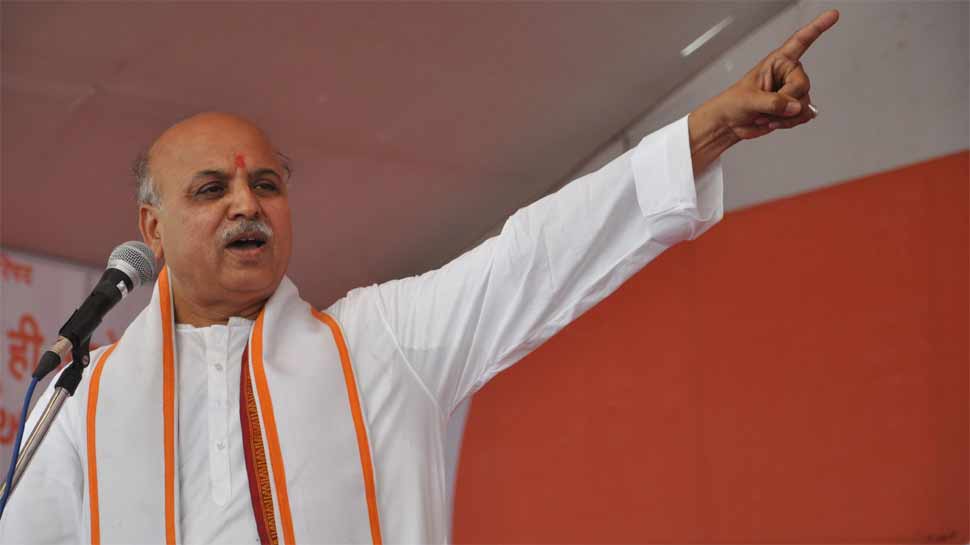 फाइल फोटो- फेसबुक @Dr Pravin Togadia फाइल फोटो- फेसबुक @Dr Pravin Togadia