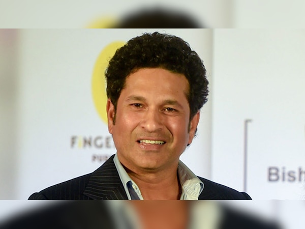 सचिन तेंदलुकर का मानना है कि ओलंपिक में क्रिकेट के शामिल होने से उसे दुनिया में और प्रसार मिलेगा.  (फोटो: PTI)