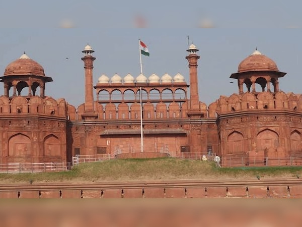 लाल किले में बने इस संग्रहालय में बोस और आईएनए से संबंधित शिल्पकृतियों को दर्शाया जाएगा