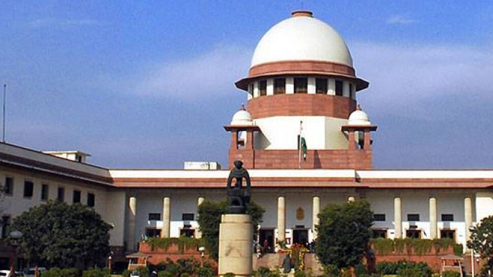 SC/ST एक्ट: बदलाव के खिलाफ पुनर्विचार याचिका पर सुप्रीम कोर्ट में नई बेंच का होगा गठन