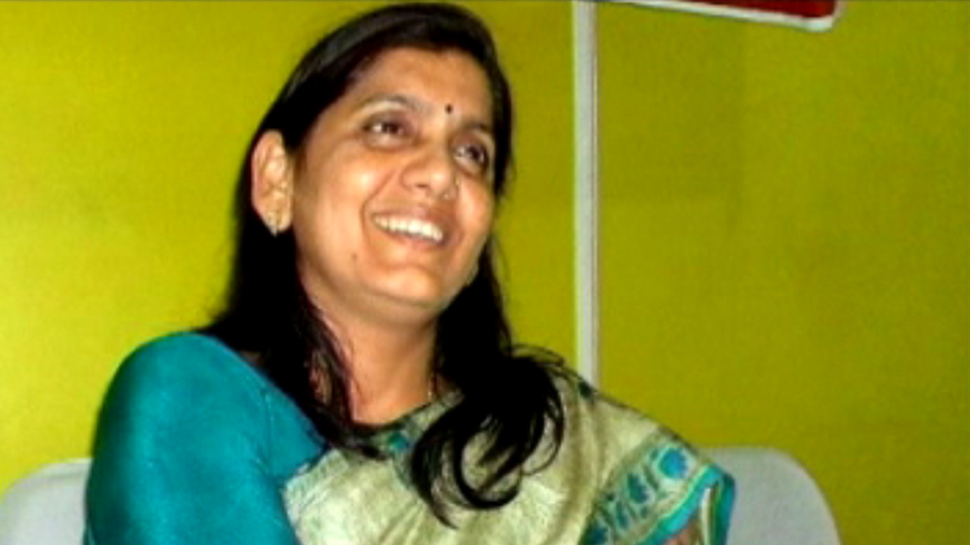 कुछ ही दिन पहले कांग्रेस प्रदेश अध्यक्ष से हुई थी लवली आनंद की मुलाकात. (फाइल फोटो) कुछ ही दिन पहले कांग्रेस प्रदेश अध्यक्ष से हुई थी लवली आनंद की मुलाकात. (फाइल फोटो)